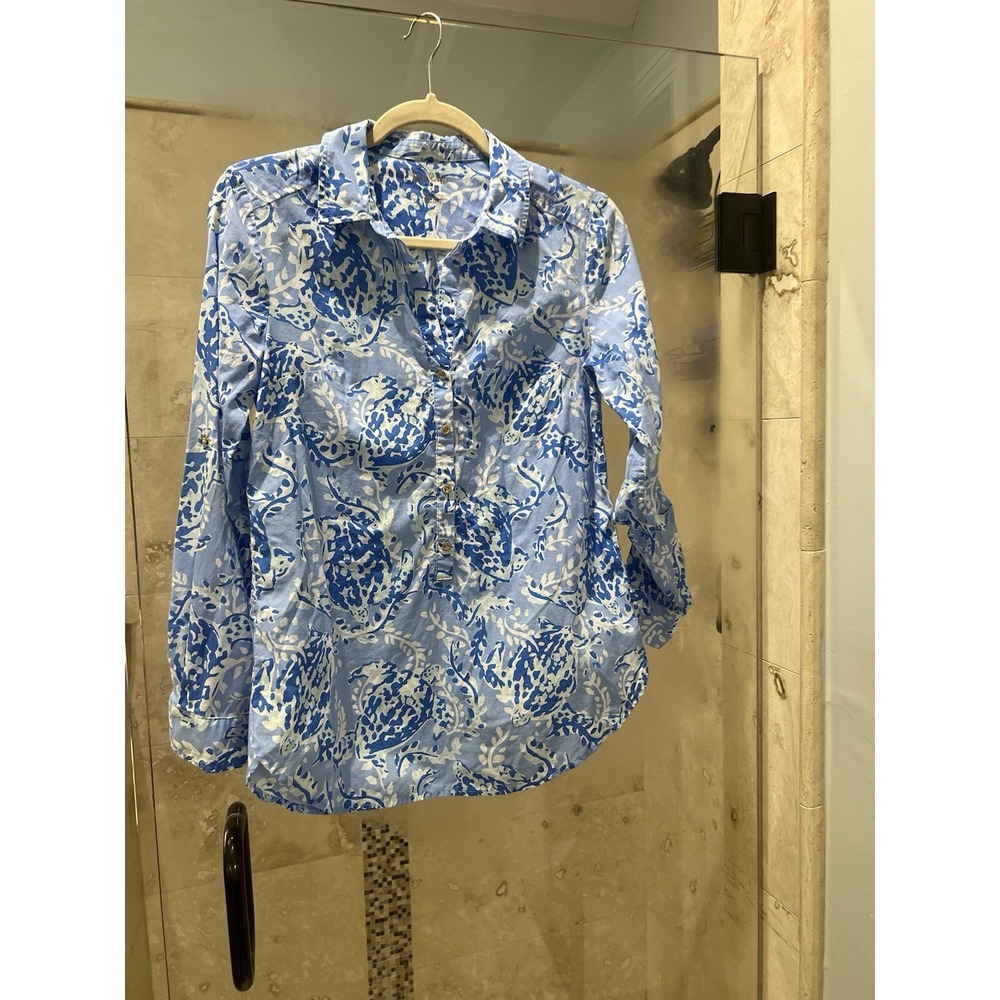 LILLY PULITZER XS Blue Chasing Tail Cotton L/S Button Front Shirt Popover